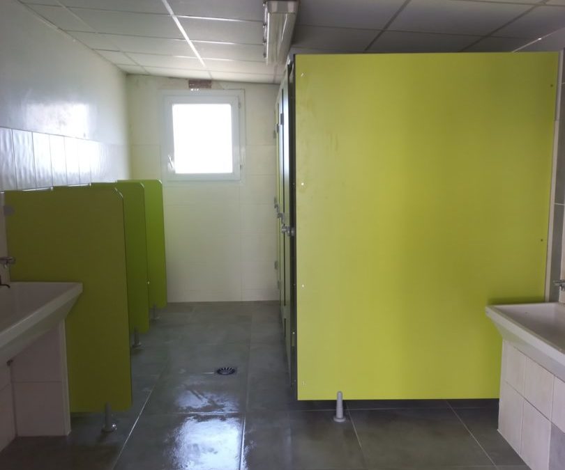 Rénovation sanitaire école